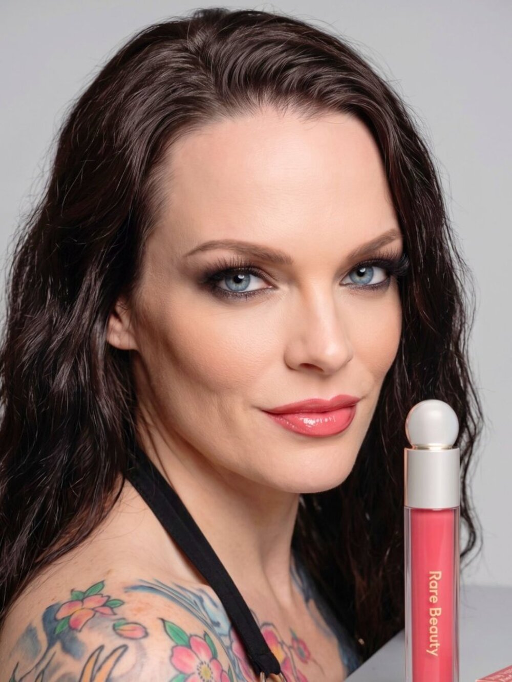 Rare Beauty ✦ Stay Vulnerable Glossy Lip Balm ✦ Nearly Apricot hydrating shine